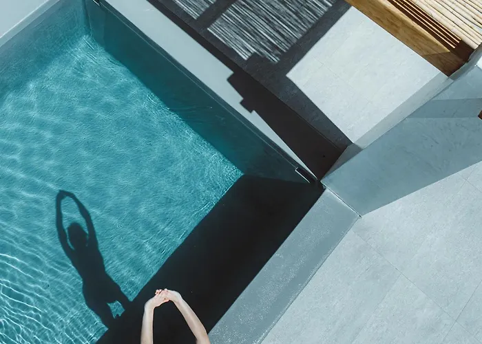 Solactamare Villa Naousa